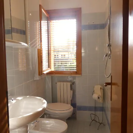 Puccini A Lido Adriano Apartment